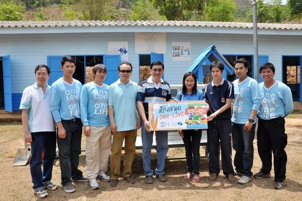 Back to school Project 1 กลับไปซ่อมบำรุงฟื้นฟูอาคารเรียน หลังที่&nbsp;1